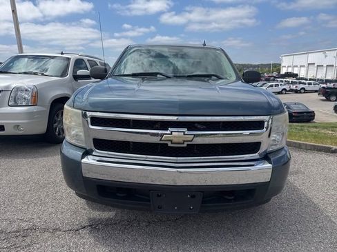 Used 2008 Chevrolet Silverado 1500 LT w/ Power Pack Plus RWD image 2