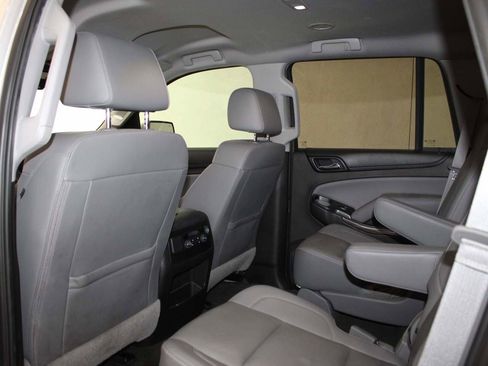 Used 2016 Chevrolet Tahoe LT w/ Luxury Package image 12