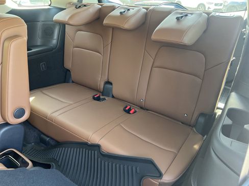 New 2026 Nissan Pathfinder Platinum AWD/4WD image 21