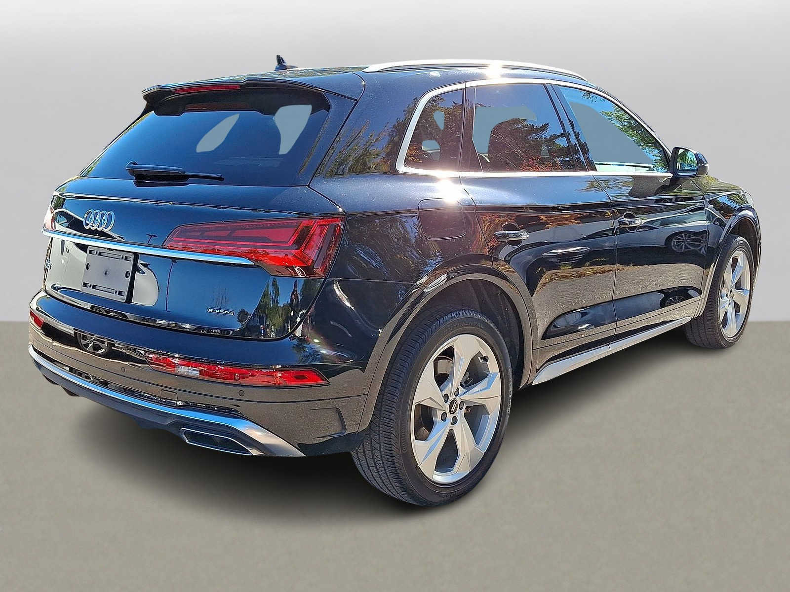 Certified 2023 Audi Q5 2.0T Premium Plus w/ Premium Plus Package AWD/4WD image 31