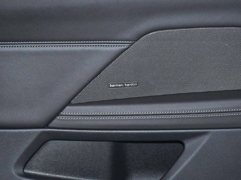 Used 2024 BMW M4 xDrive Competition w/ Executive Package AWD/4WD image 56