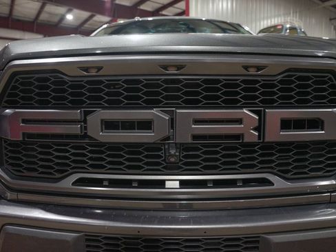 Used 2018 Ford F150 Raptor w/ Equipment Group 802A Luxury AWD/4WD image 21