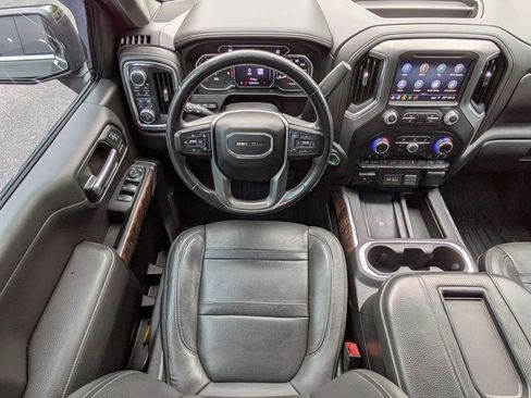 Used 2019 GMC Sierra 1500 Denali w/ Denali Ultimate Package AWD/4WD image 16