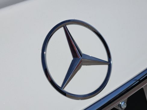 Certified 2025 Mercedes-Benz C 300 Sedan image 9