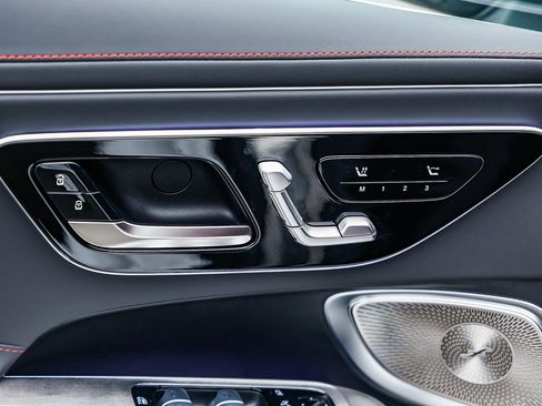 New 2026 Mercedes-Benz CLE 53 AMG 4MATIC Cabriolet image 18