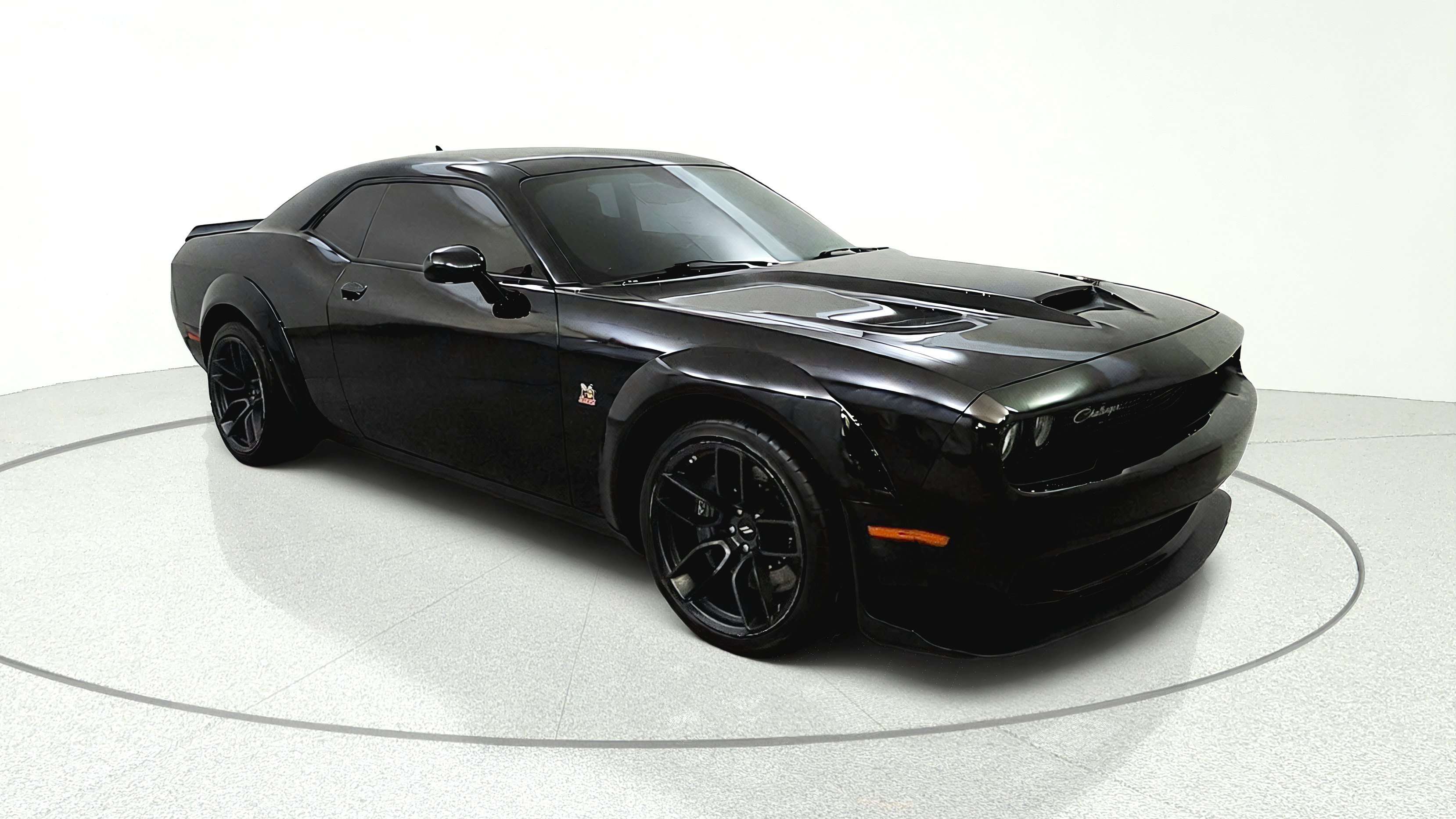 Used 2022 Dodge Challenger R/T Scat Pack RWD image 1