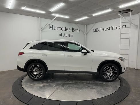 Used 2026 Mercedes-Benz GLC 300 image 8