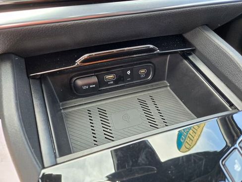 Used 2025 Kia Sportage X-Line image 23