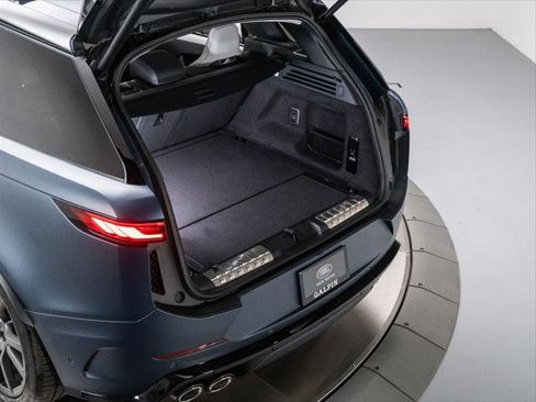 New 2025 Land Rover Range Rover Sport SV Edition Two image 35