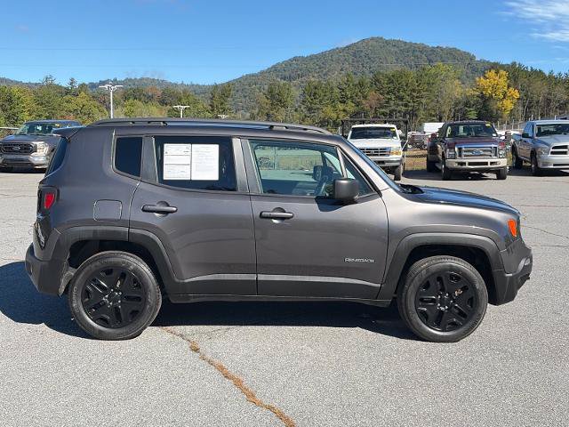 Used 2020 Jeep Renegade Sport AWD/4WD image 2