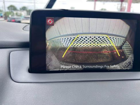Used 2018 MAZDA CX-9 Touring FWD image 10