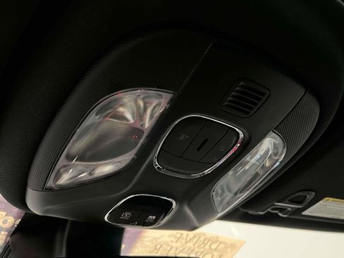 Used 2022 Jeep Compass High Altitude AWD/4WD image 34