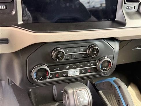 Used 2023 Ford Bronco Wildtrak AWD/4WD image 24