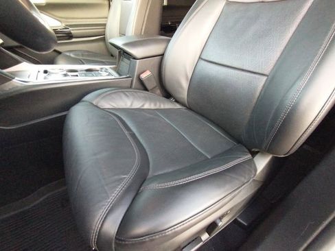 Used 2021 Ford Explorer Platinum w/ Equipment Group 601A image 36