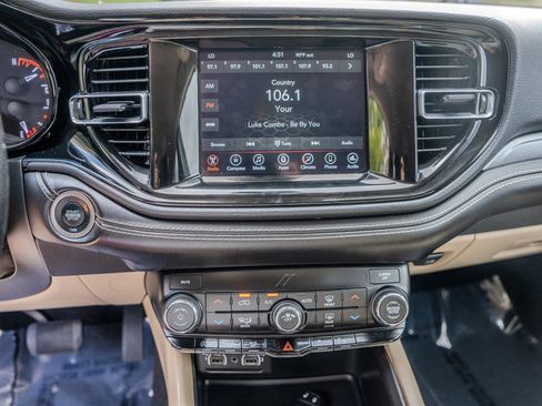 Used 2021 Dodge Durango SXT RWD image 19