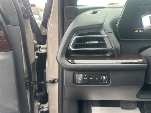 New 2026 Chevrolet Traverse Z71 w/ Enhanced Driving Package image 18