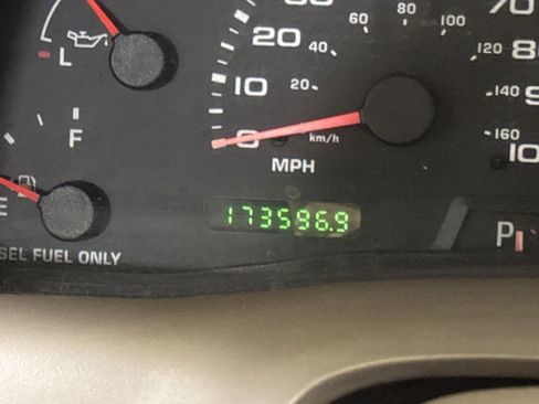 Used 2003 Ford F250 Lariat image 13