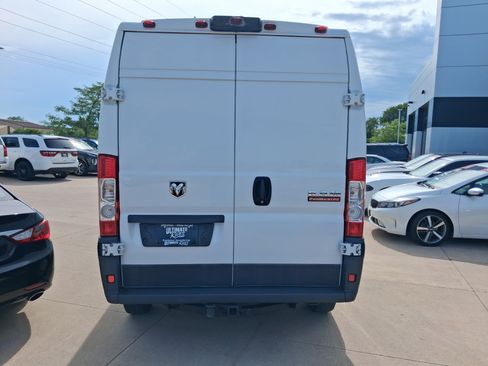 Used 2016 RAM ProMaster 2500 FWD image 4