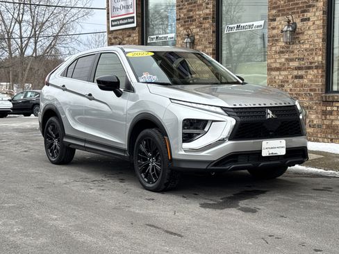Used 2022 Mitsubishi Eclipse Cross LE image 7