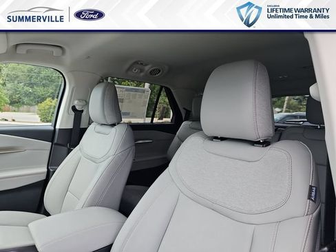 New 2026 Ford Explorer Active w/ Active Comfort Package RWD image 18