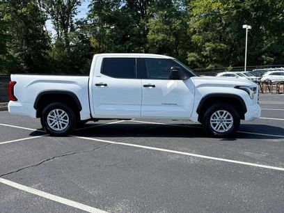 Used 2022 Toyota Tundra SR5 w/ SR5 Convenience Package