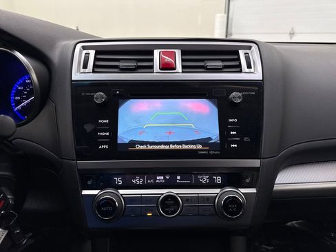 Used 2017 Subaru Outback 2.5i Premium image 18