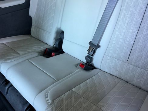 Used 2026 Cadillac Escalade IQ Luxury 1 w/ LPO, Floor Liner Package AWD/4WD image 17