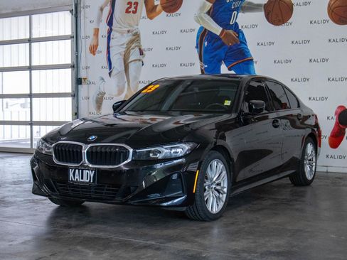Used 2023 BMW 330i Sedan w/ Driving Assistance Package RWD image 22
