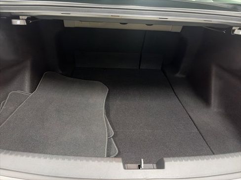 Used 2024 Acura TLX w/ Technology Package image 11