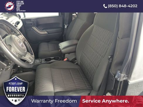 Used 2012 Jeep Wrangler Sport AWD/4WD image 11