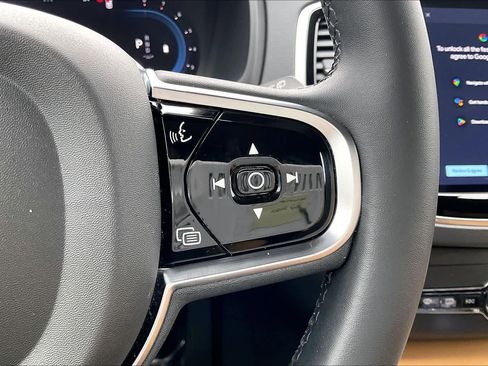 Used 2023 Volvo XC90 B6 Ultimate image 22