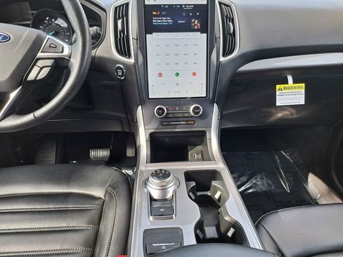 Used 2023 Ford Edge SEL image 24