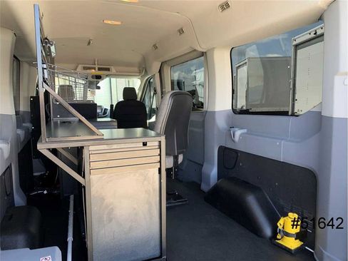 Used 2018 Ford Transit 150 XLT image 12