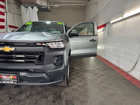 Used 2023 Chevrolet Colorado W/T RWD image 23