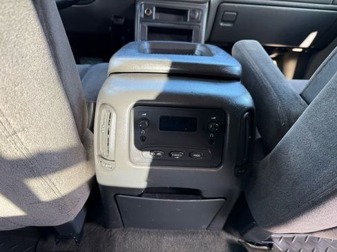 Used 2005 Chevrolet Silverado 2500 LS w/ Heavy-Duty Power Package image 23