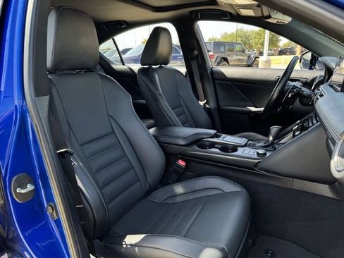 Used 2023 Lexus IS 350 F Sport w/ Navigation Package RWD image 31