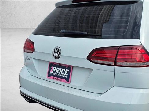 Used 2019 Volkswagen Golf S image 12
