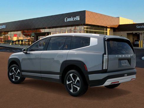 New 2026 Hyundai Ioniq 9 S image 5