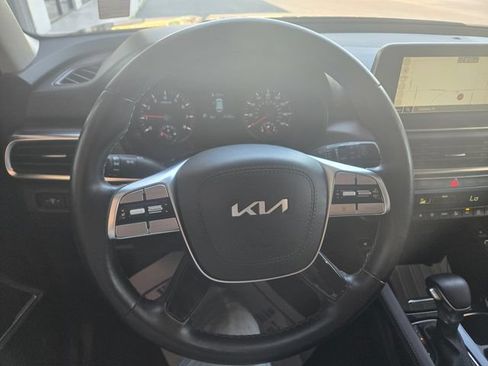 Used 2022 Kia Telluride EX w/ EX Premium Package AWD/4WD image 17