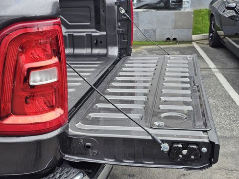 New 2026 RAM 1500 2WD Crew Cab image 8