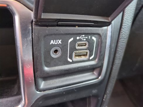 Used 2021 Jeep Wrangler Unlimited Sport image 30