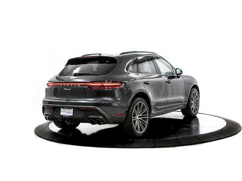 Certified 2024 Porsche Macan AWD/4WD image 7