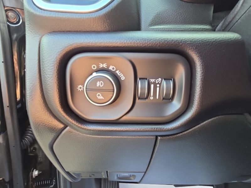 Used 2023 RAM 2500 Laramie w/ Night Edition AWD/4WD image 30