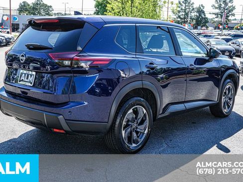 Used 2025 Nissan Rogue SV FWD image 6