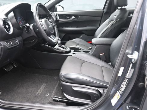 Used 2023 Kia Forte GT-Line w/ GT-Line Premium Package image 17