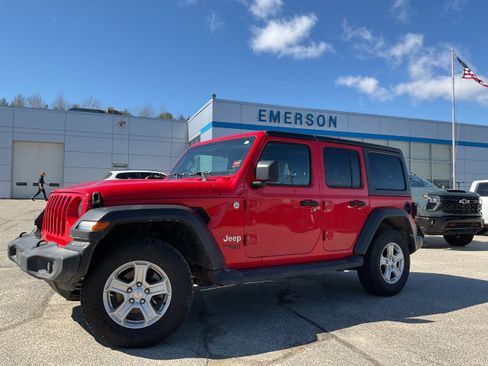 Used 2018 Jeep Wrangler Unlimited Sport S image 1