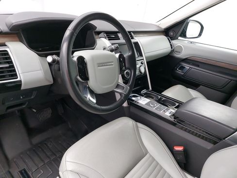 Used 2019 Land Rover Discovery HSE Luxury AWD/4WD image 4