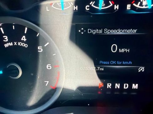 Used 2020 Ford F150 XLT w/ Equipment Group 302A Luxury AWD/4WD image 15