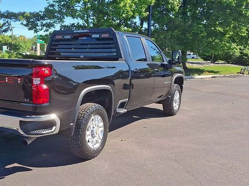 Certified 2023 Chevrolet Silverado 2500 LT AWD/4WD image 2