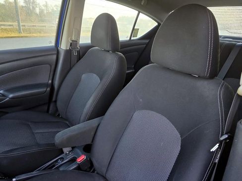 Used 2015 Nissan Versa SV FWD image 20